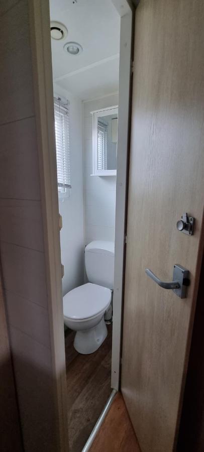 Mobil Home Sur La Cote Landaise Сен-Жулиен-ан-Борн Екстериор снимка